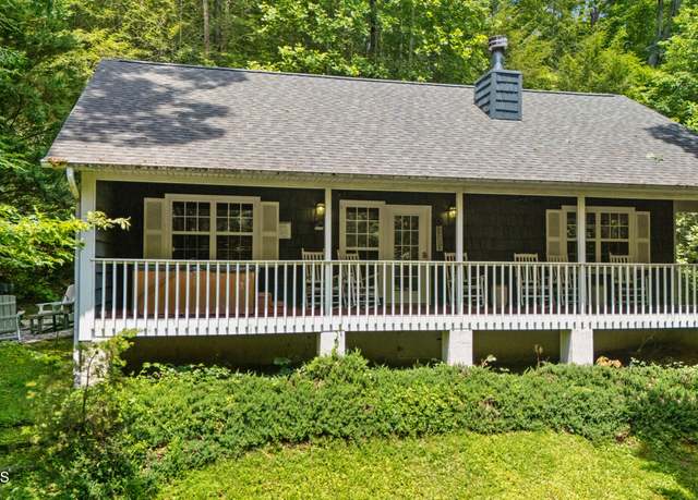 Property at 2203 Woodcock Trl, Sevierville, TN 37876, 2 beds, 2 baths