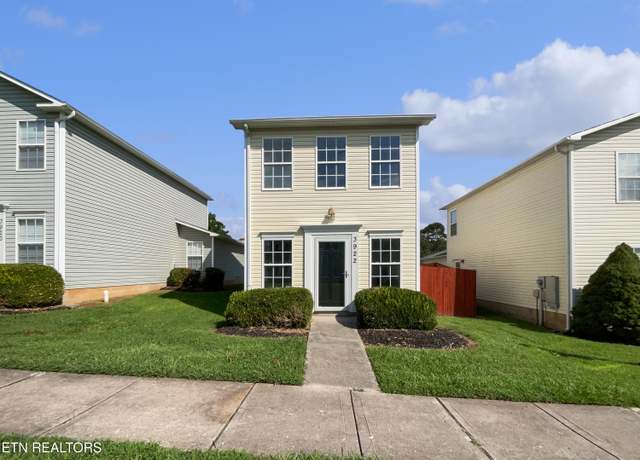 Property at 3922 Archibald Way, Knoxville, TN 37938, 2 beds, 1.5 baths