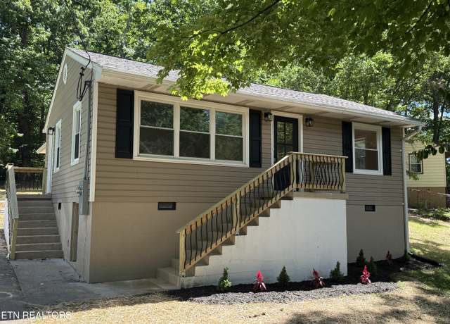 Property at 1808 Houstonia Dr, Knoxville, TN 37918, 3 beds, 2 baths
