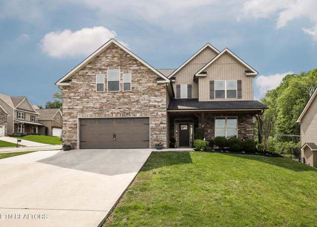 Property at 9400 Aries Ln, Knoxville, TN 37922, 4 beds, 3 baths