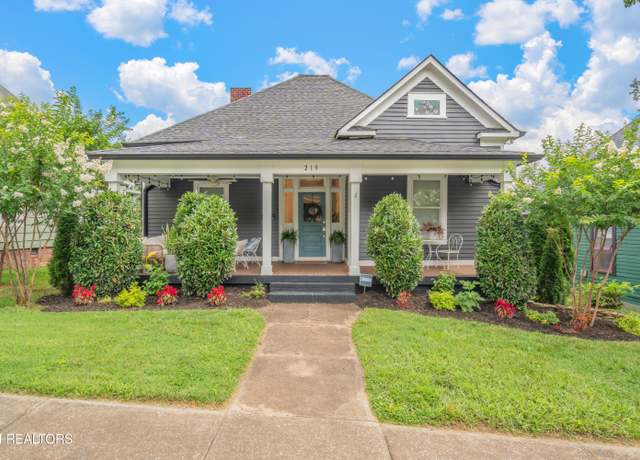 Property at 219 Leonard Pl, Knoxville, TN 37917, 3 beds, 2 baths