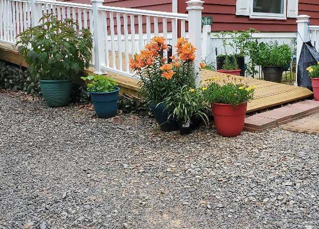Property at 251 Speedwell Ln, Bulls Gap, TN 37711, 2 beds, 2 baths