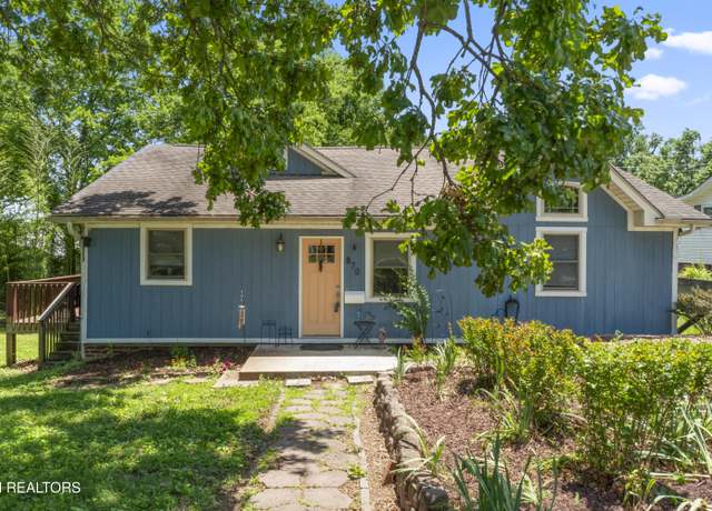 Property at 870 Birch St, Alcoa, TN 37701, 3 beds, 2 baths