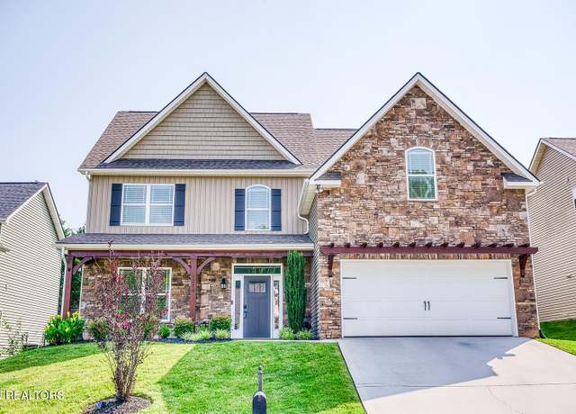 Property at 1214 Peake Ln, Knoxville, TN 37922, 4 beds, 2.5 baths