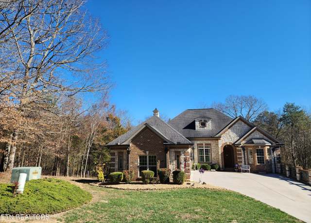 Property at 306 Oostagala Ln, Loudon, TN 37774, 4 beds, 3.5 baths