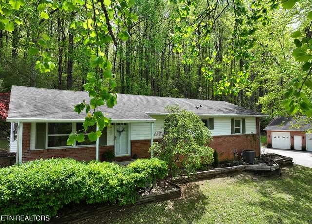 Property at 4302 Brown Gap Rd, Knoxville, TN 37918, 3 beds, 2.5 baths