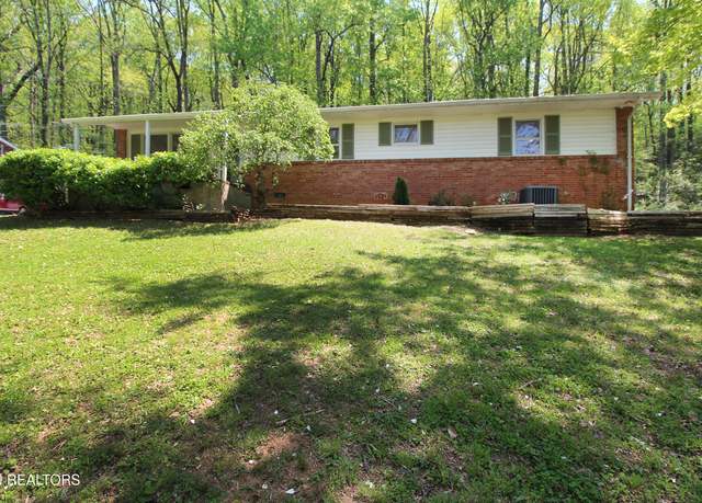 Property at 4302 Brown Gap Rd, Knoxville, TN 37918, 3 beds, 2.5 baths
