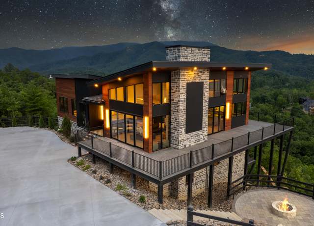Property at 2848 Red Sky Dr, Sevierville, TN 37876, 6 beds, 5.5 baths