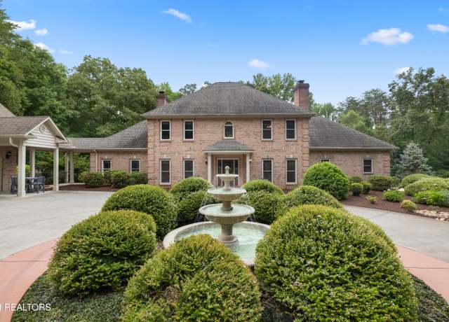 Property at 12306 Yarnell Rd, Knoxville, TN 37932, 6 beds, 4.5 baths
