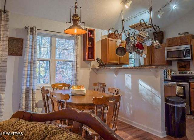 Property at 516 Proffitt Rd #1, Gatlinburg, TN 37738, 3 beds, 2 baths