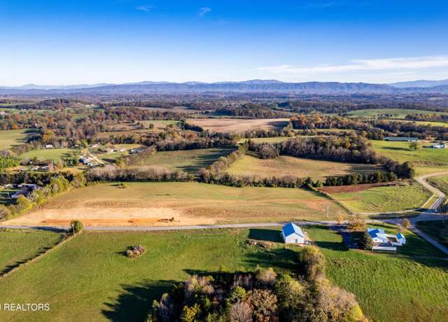 Property at 359 Meadow Rd, Greenback, TN 37742