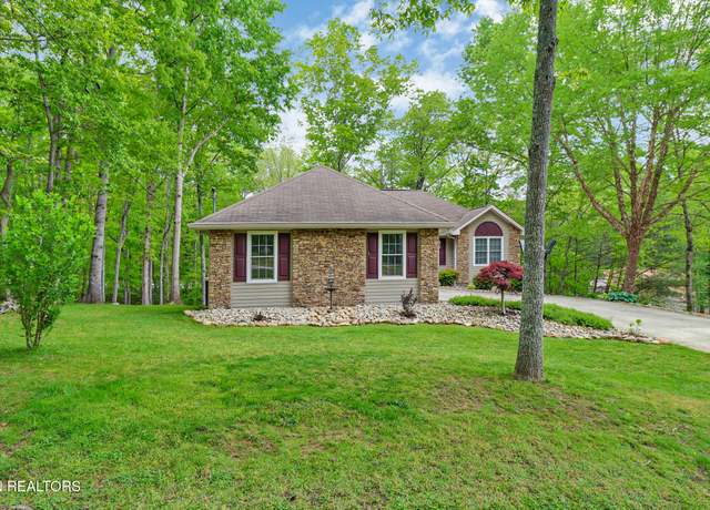 Property at 113 Burrough Ln, Fairfield Glade, TN 38558, 3 beds, 2.5 baths