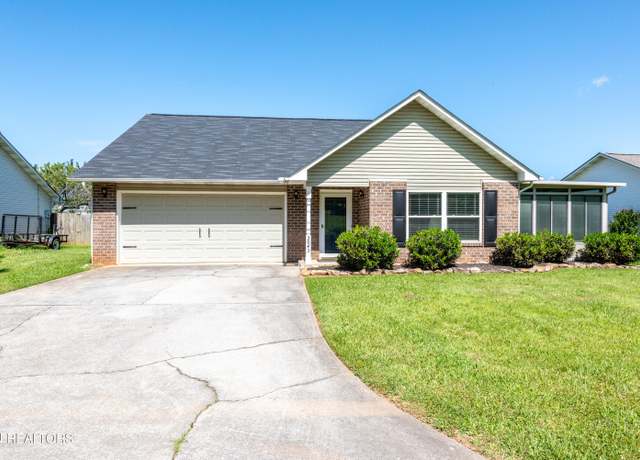 Property at 3043 Best Rd, Maryville, TN 37803, 3 beds, 2 baths
