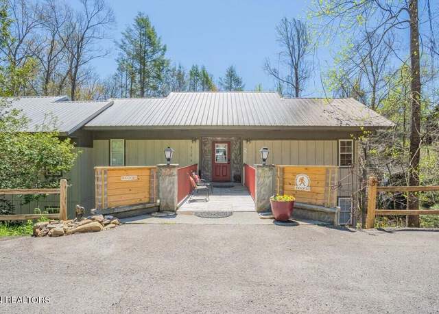 Property at 516 Proffitt Rd #2, Gatlinburg, TN 37738, 3 beds, 2 baths