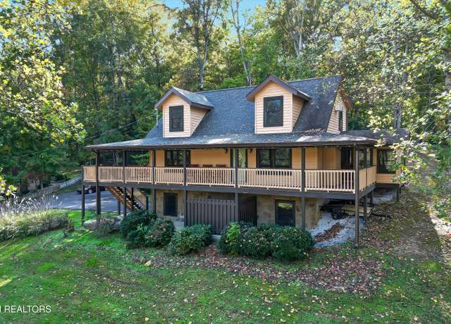 Property at 3131 Valley Home Rd, Sevierville, TN 37862, 4 beds, 3.5 baths