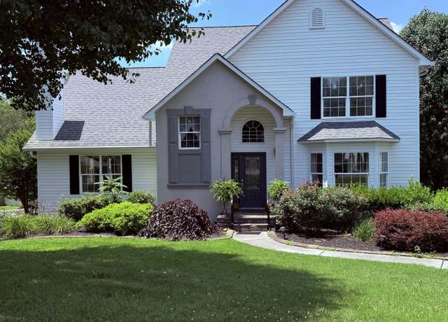 Property at 1315 Grenoble Dr, Knoxville, TN 37909, 4 beds, 3.5 baths