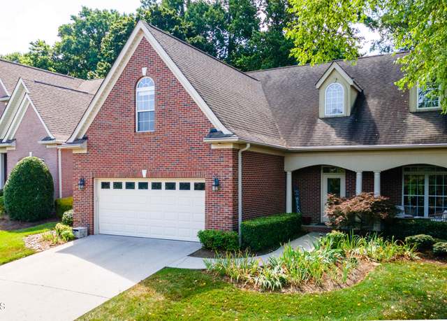Property at 1155 Evelyn Mae Way, Knoxville, TN 37923, 3 beds, 2.5 baths