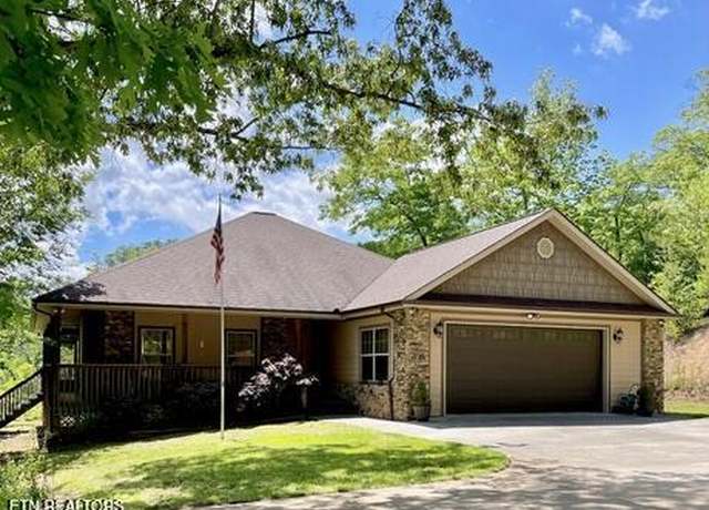 Property at 1033 Shell Mountain Rd, Sevierville, TN 37876, 3 beds, 2 baths