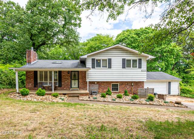 Property at 3424 Peachwood, Knoxville, TN 37921, 3 beds, 2.5 baths