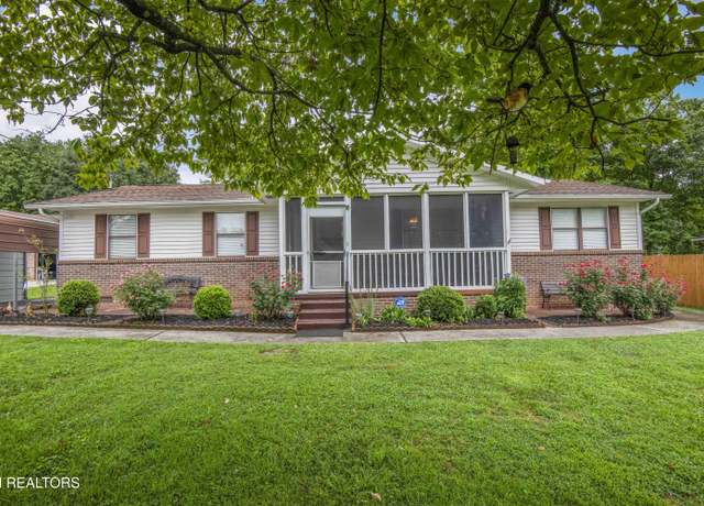 Property at 2206 Rambling Rd, Knoxville, TN 37912, 3 beds, 1.5 baths