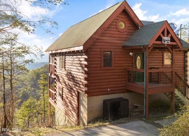 Property at 940 Falcon View Way, Sevierville, TN 37862, 1 bed, 2 baths