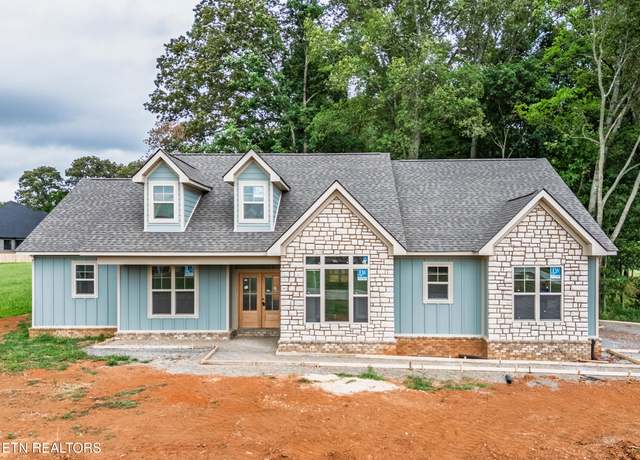 Property at 936 Herbert Dr, Greenback, TN 37742, 3 beds, 2.5 baths
