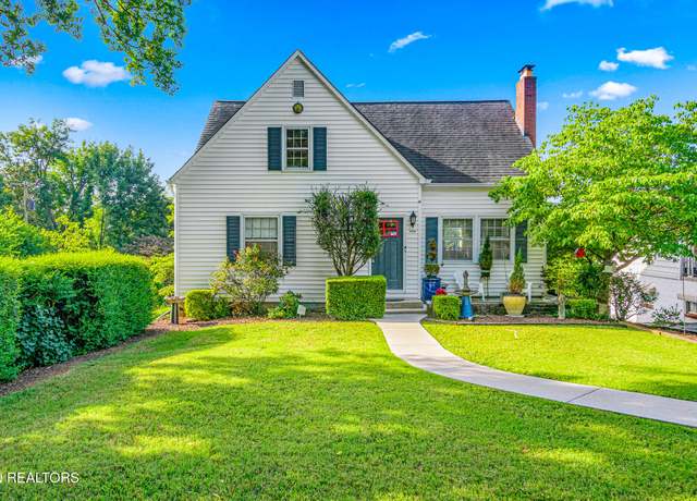 Property at 2958 Gaston Ave, Knoxville, TN 37917, 4 beds, 2 baths