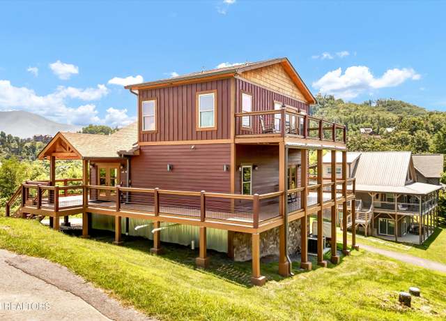 Property at 809 Wattle Blossom Way, Gatlinburg, TN 37738, 3 beds, 3 baths