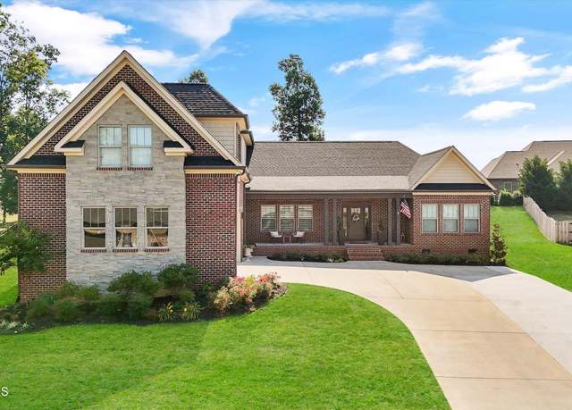 Property at 1144 Cobblestone Dr, Lenoir City, TN 37772, 3 beds, 3 baths