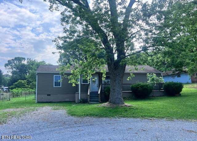 Property at 7832 Brickyard Rd, Powell, TN 37849, 4 beds, 2 baths