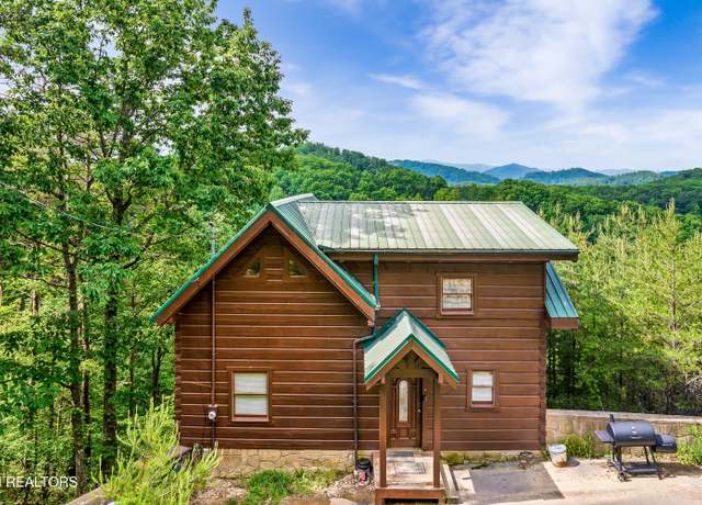 Property at 928 Falcon View Way, Sevierville, TN 37862, 2 beds, 2 baths