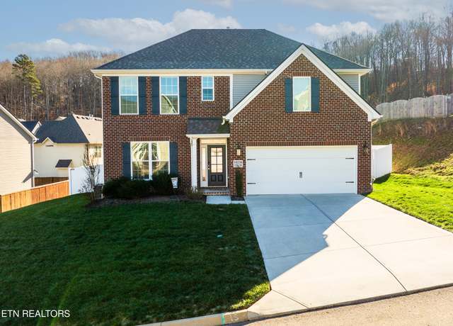 Property at 10236 Jumping Frog Ln, Knoxville, TN 37932, 4 beds, 3 baths