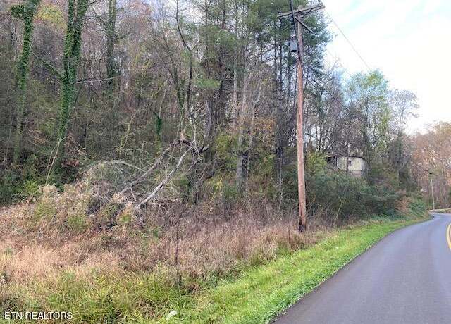 Property at 3305 Harris Rd, Knoxville, TN 37924