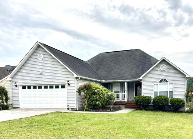 Property at 208 Cornerstone Cir, Clinton, TN 37716, 3 beds, 2 baths