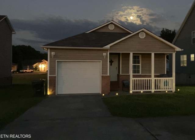 Property at 1307 William Holt Blvd, Sevierville, TN 37862, 3 beds, 2 baths