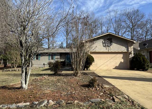 Property at 22 Overlook Ter, Crossville, TN 38558, 3 beds, 2.5 baths