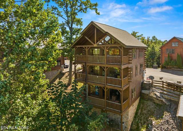 Property at 2809 White Oak Ridge Ln, Sevierville, TN 37862, 3 beds, 3 baths