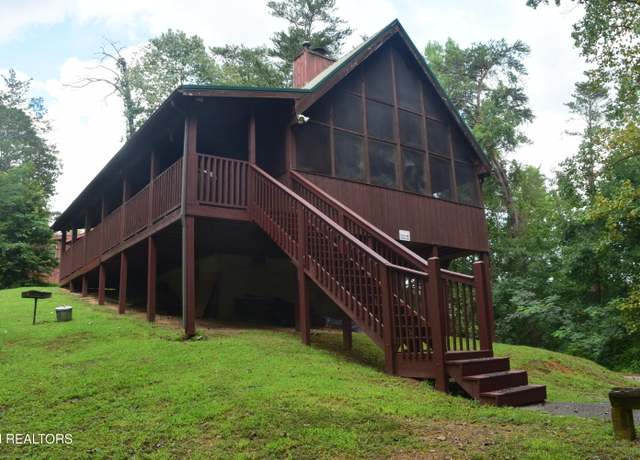 Property at 1502 Ridgecrest Dr, Sevierville, TN 37876, 2 beds, 2 baths