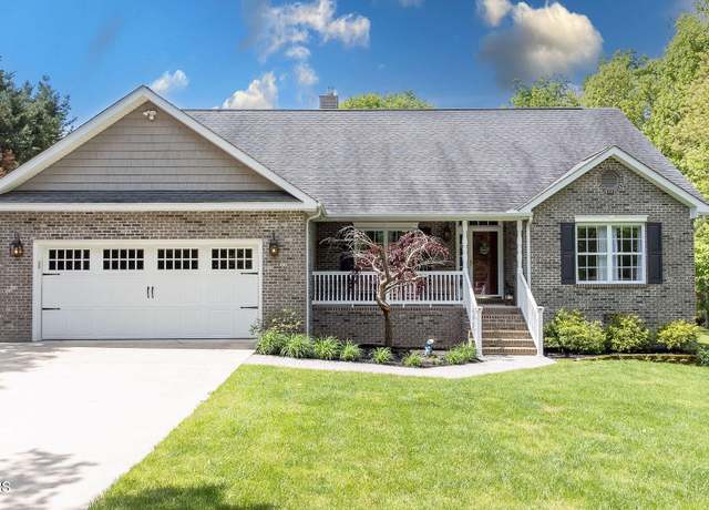 Property at 350 Stonecrest Loop, Crossville, TN 38571, 3 beds, 2 baths