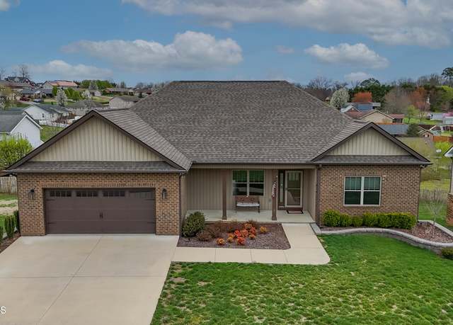 Property at 2661 Vista Meadows Ln, Sevierville, TN 37876, 4 beds, 3 baths