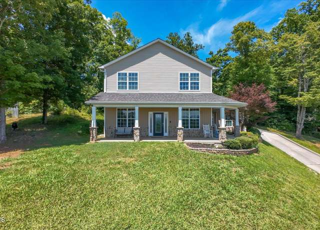 Property at 7214 Austin Park Ln, Knoxville, TN 37920, 5 beds, 3.5 baths