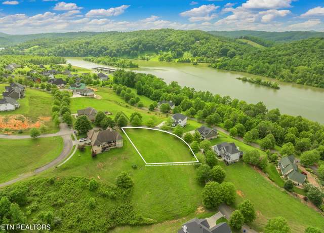 Property at 134 Pineberry East Rd, Oak Ridge, TN 37830