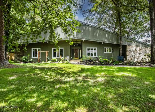 Property at 4620 Simona Rd, Knoxville, TN 37918, 3 beds, 2.5 baths