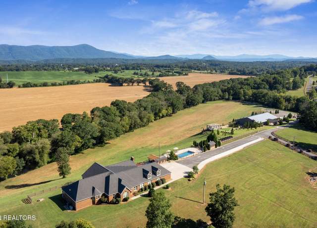 Property at 1020 Thomas Rd, Benton, TN 37307, 4 beds, 6 baths