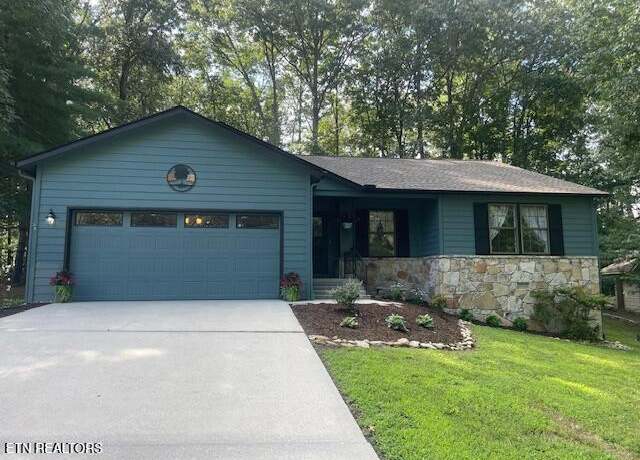 Property at 111 Canterbury Dr, Fairfield Glade, TN 38558, 3 beds, 2 baths