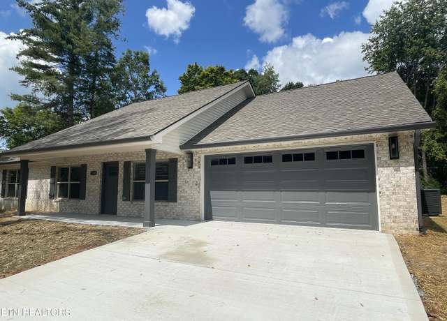 Property at 1309 Tuckaleechee Trl, Maryville, TN 37803, 4 beds, 2 baths