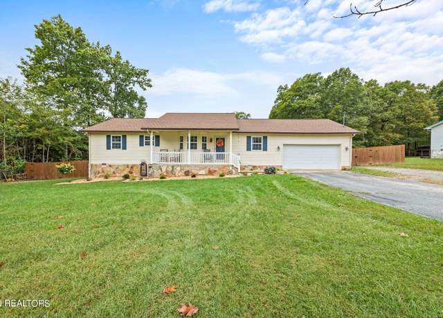 Property at 251 Will Dr, Crossville, TN 38555, 3 beds, 2 baths