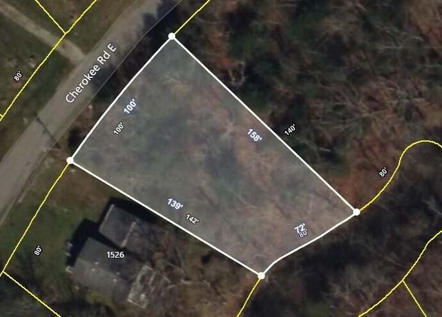 Property at 1528 E Cherokee Rd, Crossville, TN 38572