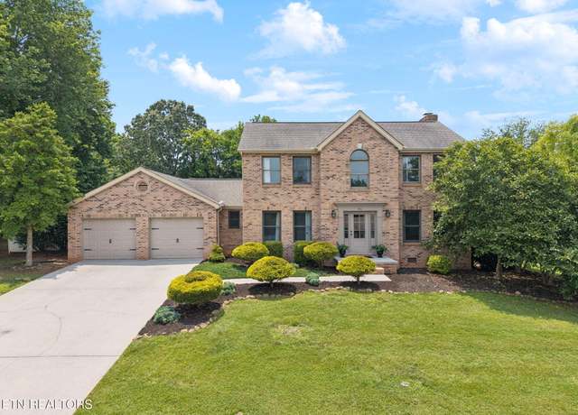 Property at 931 Sugarwood Dr, Maryville, TN 37803, 3 beds, 3.5 baths