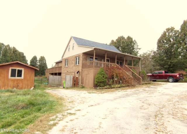 Property at 38 Edwards Rd, Crossville, TN 38571, 4 beds, 2.5 baths